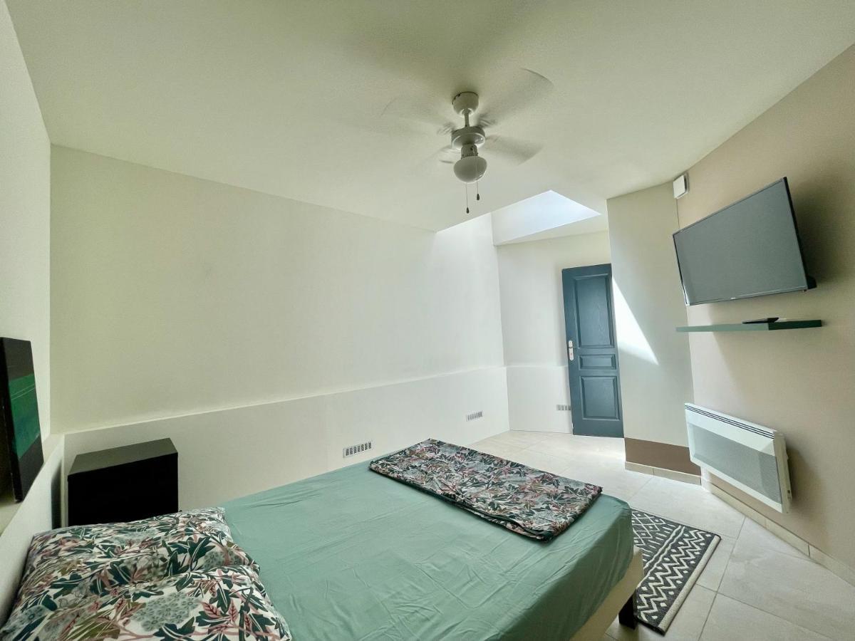 Appartement Souplex Jardin Proche Autoroute, Plages Et Attractions, Wifi - Tv, Calme Bessan Exterior photo